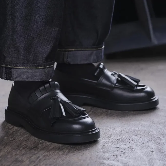 Buff Fringe Loafer Black Box Calf Leather Loafers