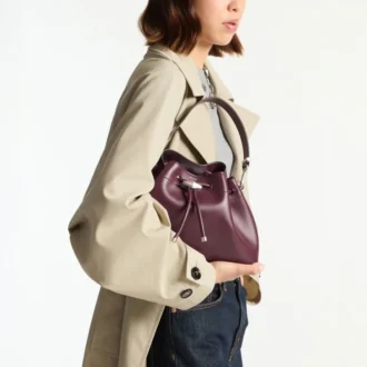 Cinch Medium Garnet Leather Shoulder Bag