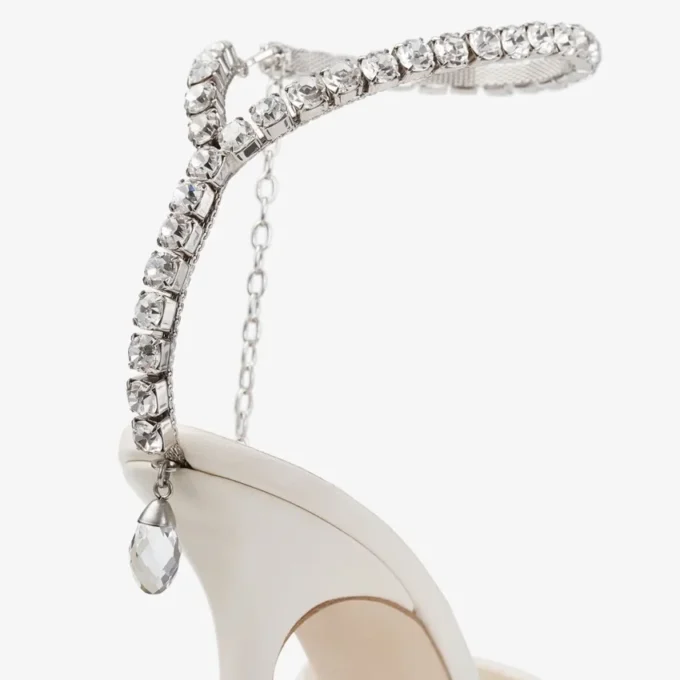 Saeda 100 Ivory Tulle Crystal Pumps