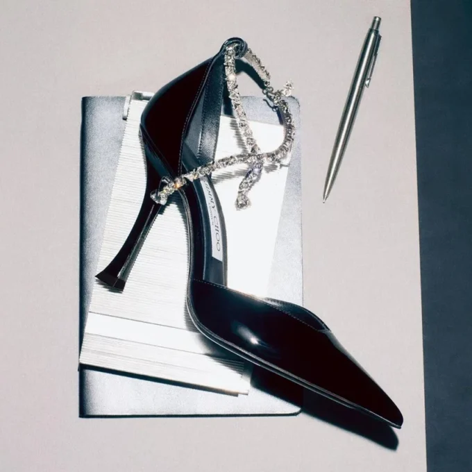 Stevie 100 Black Patent Leather Pumps